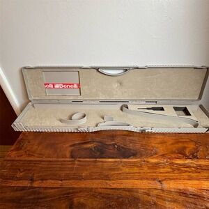 Benelli Gray Hard Shell Takedown Shotgun Case Plush Lined Push Latch Storage